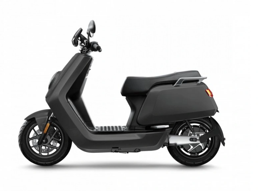 NIU NQi GTS šedý matný upgrade 2023